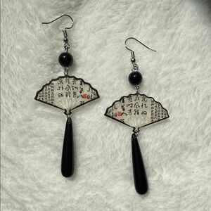 Elegant Black Fan Earrings